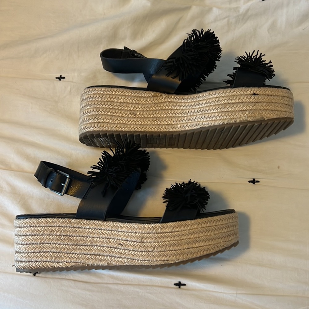 American Eagle Open Toe Sandals size 10